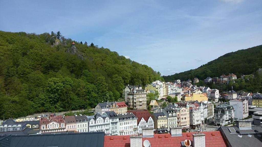 Romantic Karlovy Vary Exterior photo